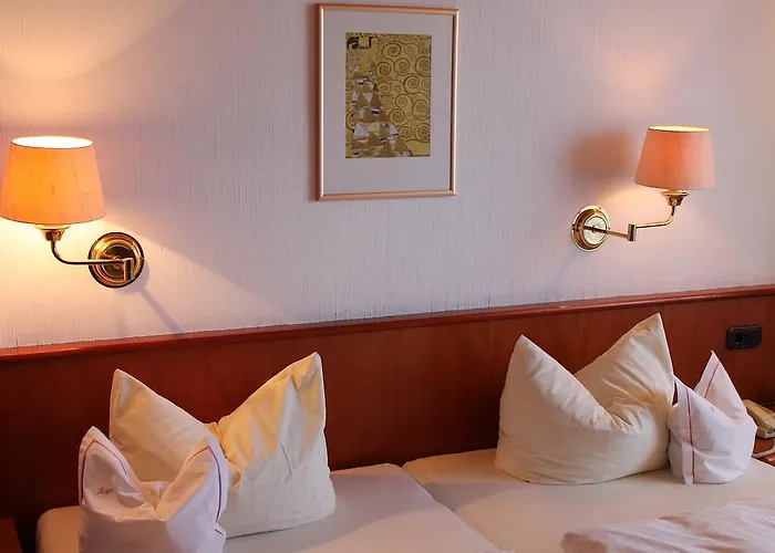 Luga Hotel